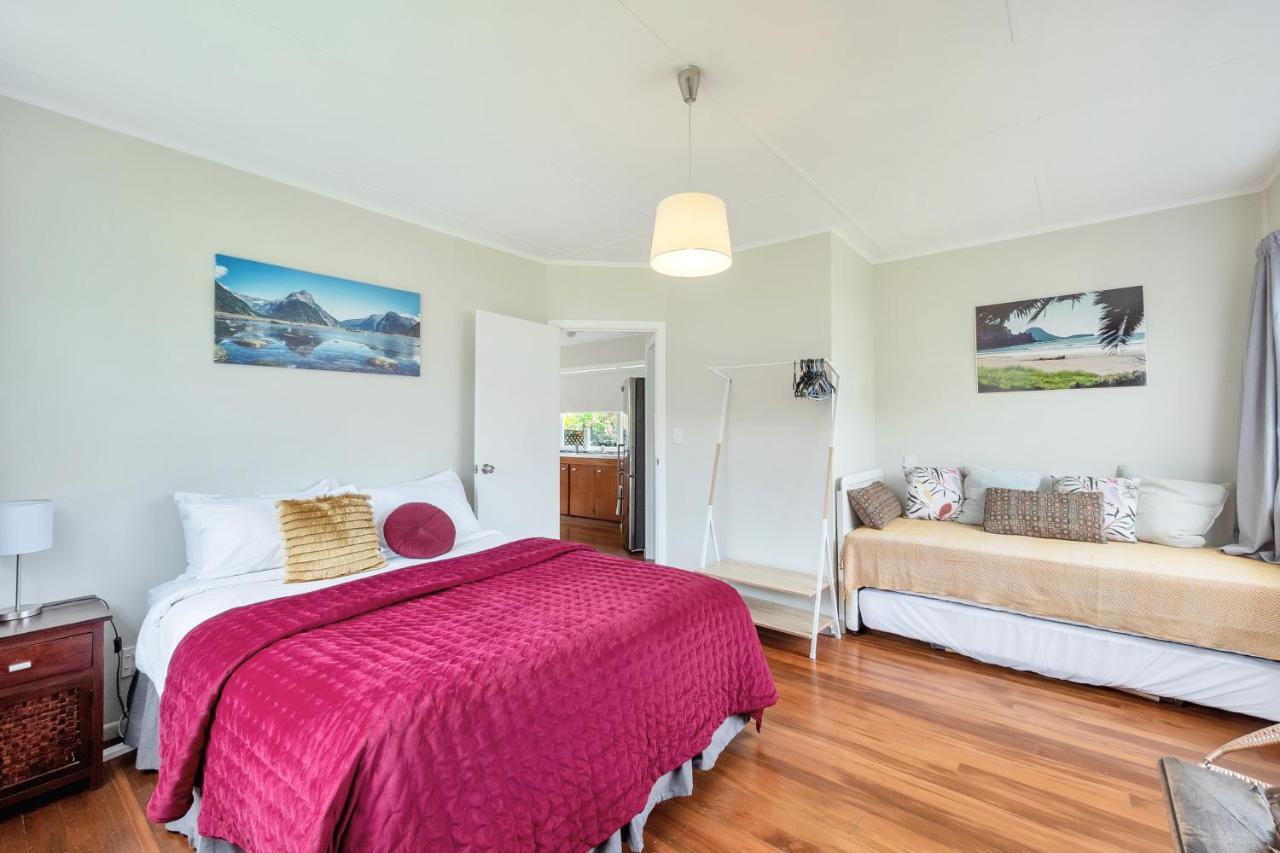 Sunny & Cozy Home Near Western Springs Auckland Eksteriør billede