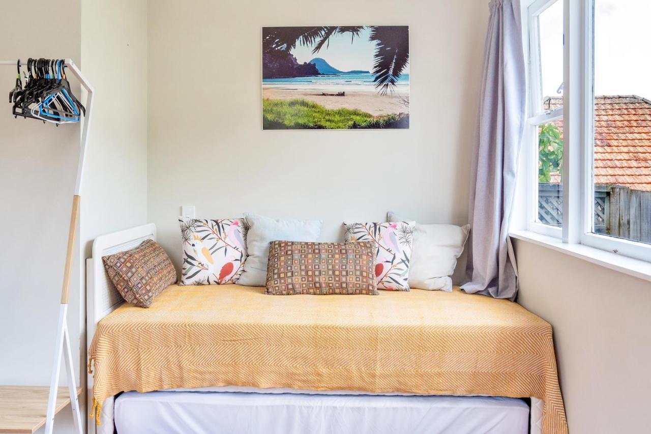 Sunny & Cozy Home Near Western Springs Auckland Eksteriør billede